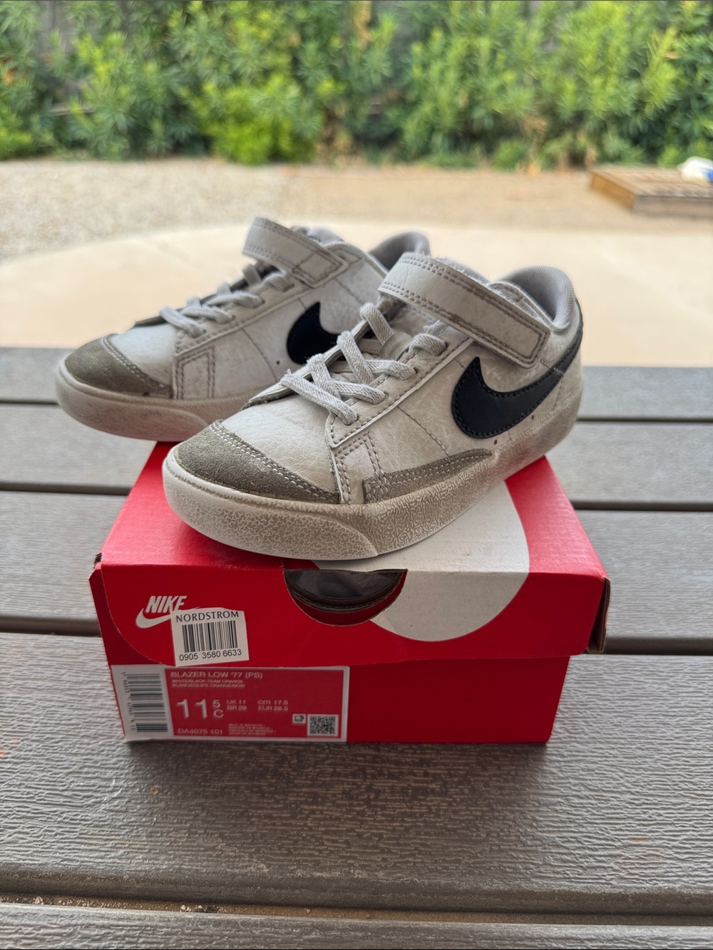 Nike Kids Gray and Black Low-Top Sneakers size 11.5 toddler